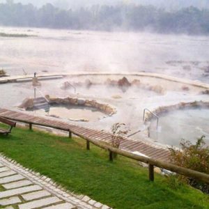 8 termas naturales en España que tienes que visitar